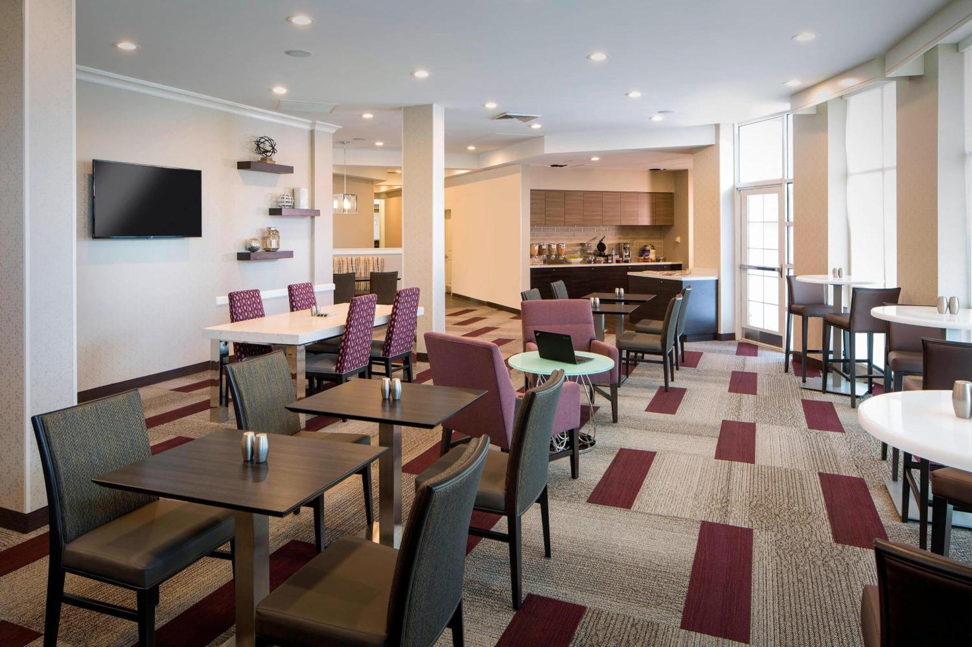 Residence Inn By Marriott Tallahassee Universities At The Capitol Exterior photo
