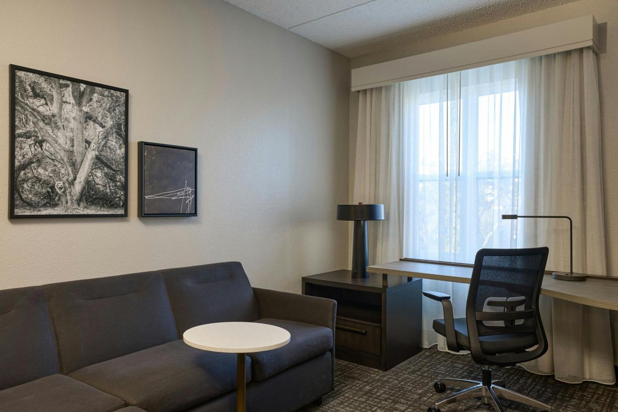 Residence Inn By Marriott Tallahassee Universities At The Capitol Exterior photo